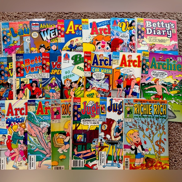 VINTAGE Archie Digest Comic Books - Picture 1 of 5